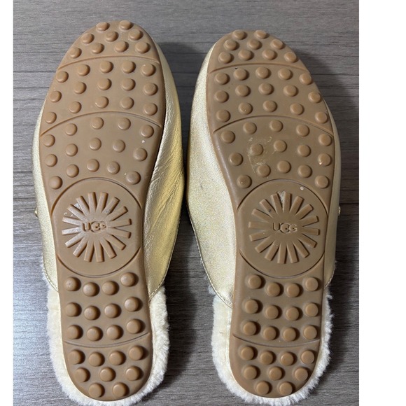 UGG Lane Metallic Gold Platinum Gold Sheepskin Lined Loafer Slipper Women Sz 8.5 - Picture 7 of 9